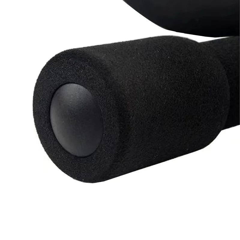 Détails des poignées antidérapantes et construction robuste en métal
